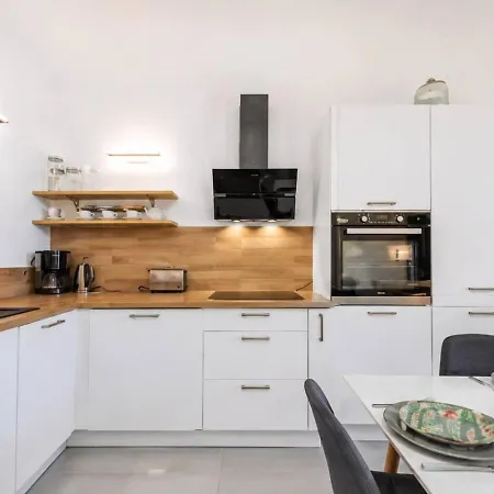 - 6p Parking Terrasse & Clim - Appartement